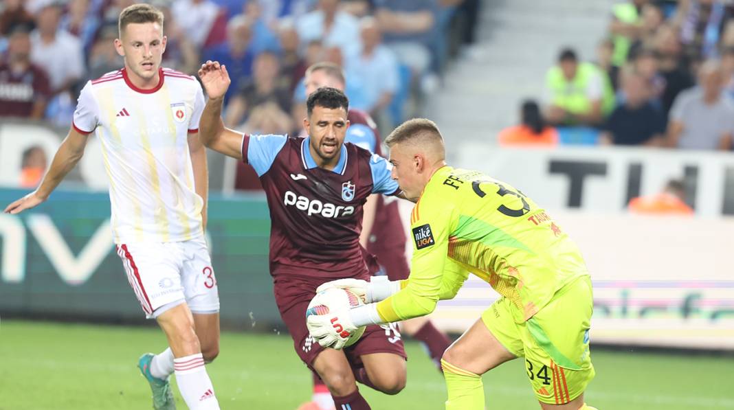 Trabzon fırtına gibi esti…  Trabzonspor, Ruzomberok engelini rahat geçti! 4